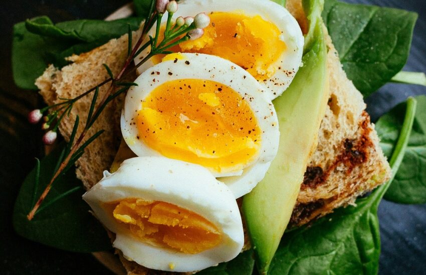 Health Benefits of eating eggs